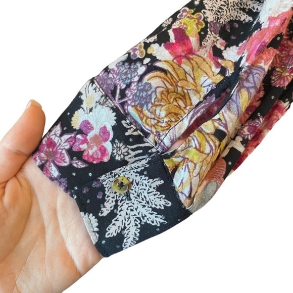 Maeve Anthropologie Floral Button Down With Shirttail Hem - Picture 8 of 10